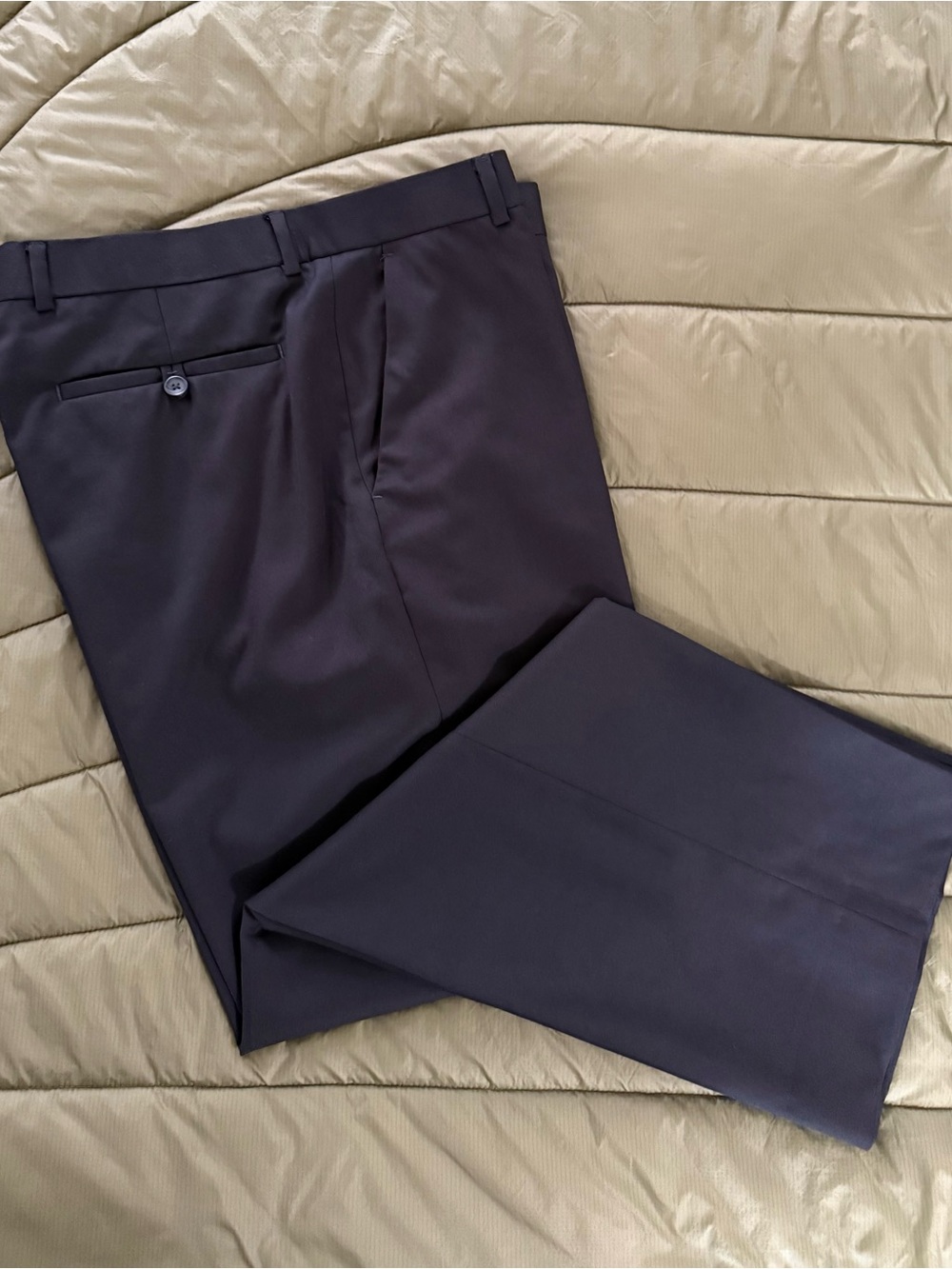 Banana Republic Men's Wool flat front Dress Pants made in Egypt